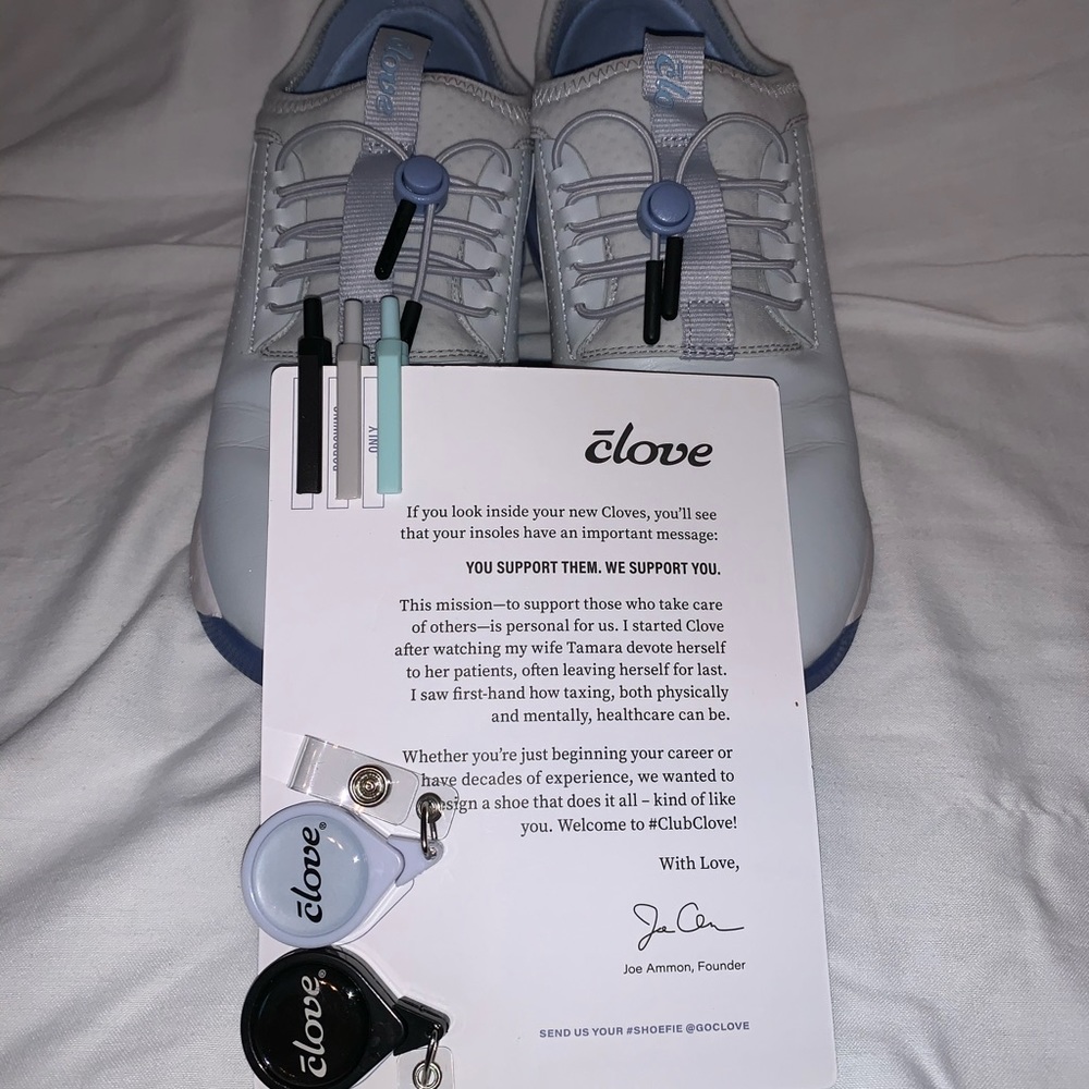 Clove nursing shoes